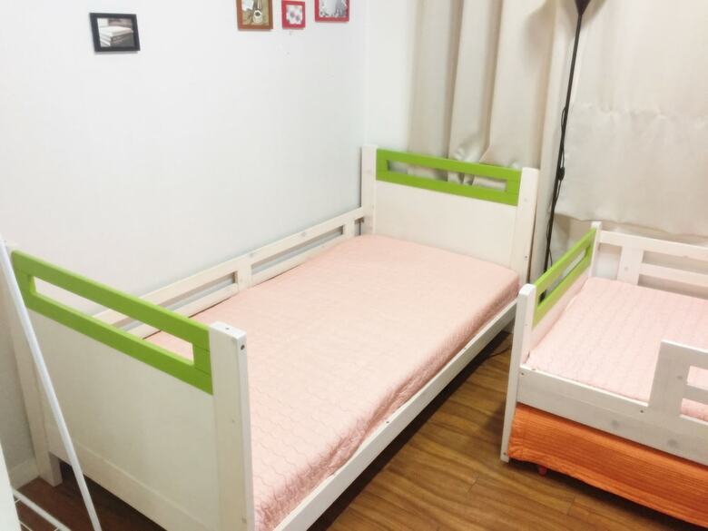 Hostal Tiara Guesthouse - Hostel