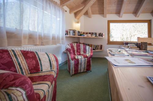 Castelir Suite Hotel