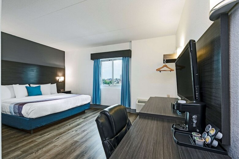Motel 6 - Niagara Falls, Ontario