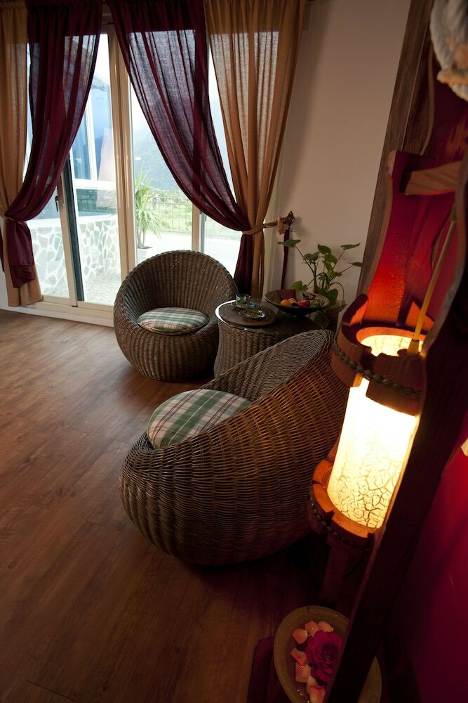 Cloudenjoy B&B