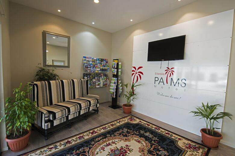 Ellerslie Palms Motel
