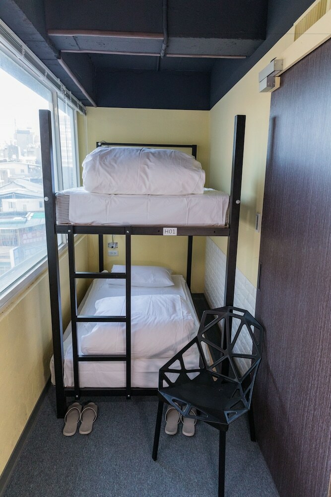 Hostal Park Hostel