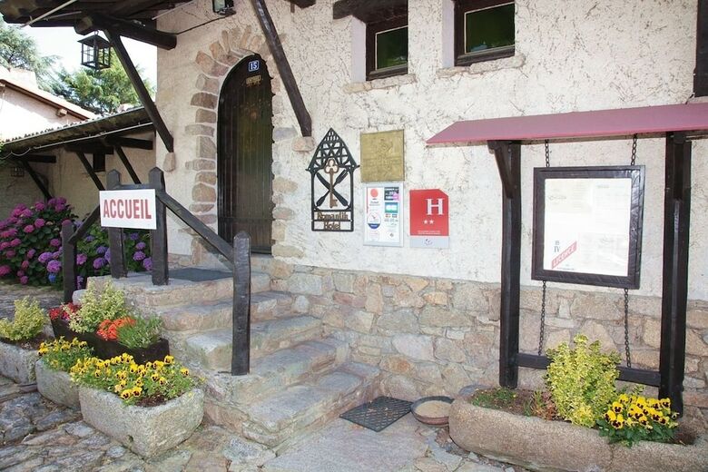 Hotel H�tel Restaurant La Chaumi�re