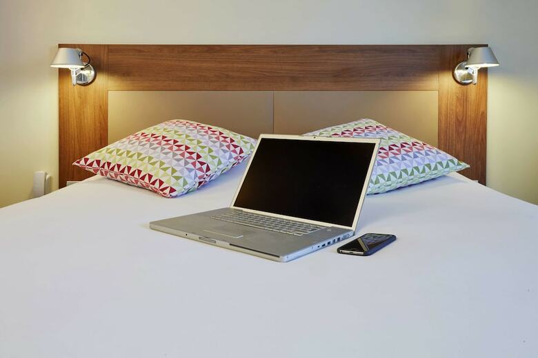 Hotel Campanile Paris - Saclay