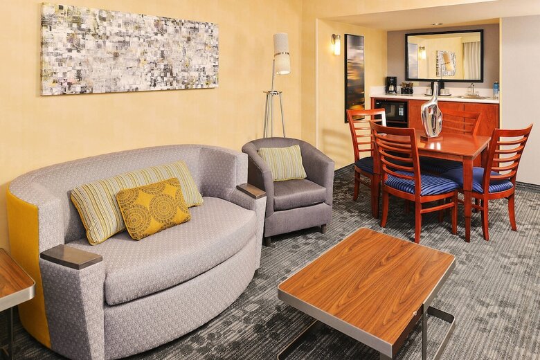 Hotel Courtyard By Marriott Denver Cherry Creek
