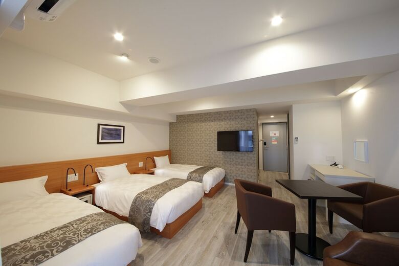Sarasa Hotel Shinsaibashi