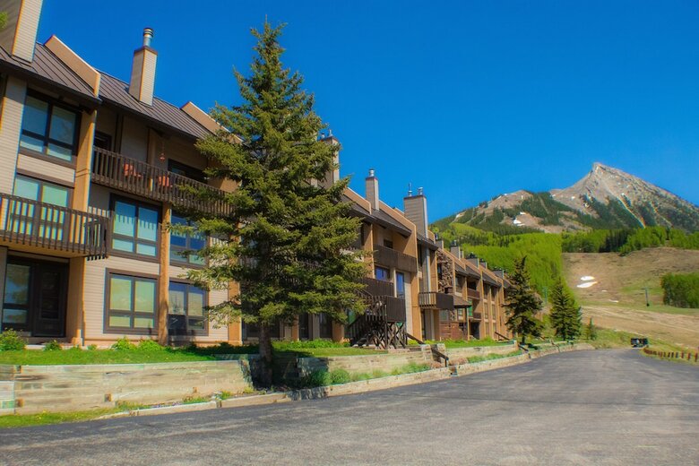 Columbine Condominiums By Cb Lodging