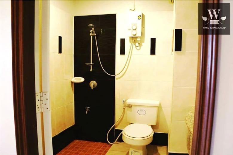 Hotel Wangburapa Grand