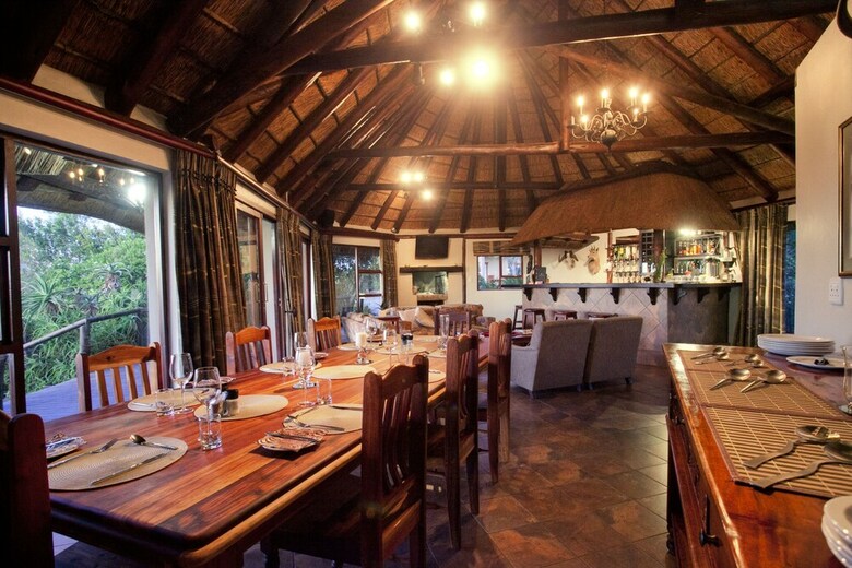 Posada Elephants Lodge - Bellevue Forest Reserve
