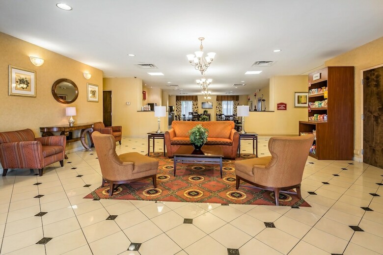 Hotel Comfort Suites West Jacksonville