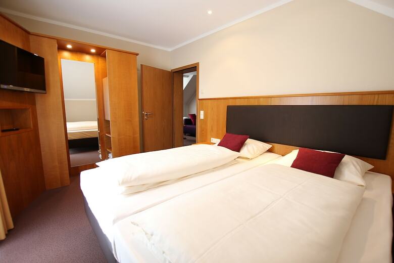 Hotel Straubs Sch�ne Aussicht