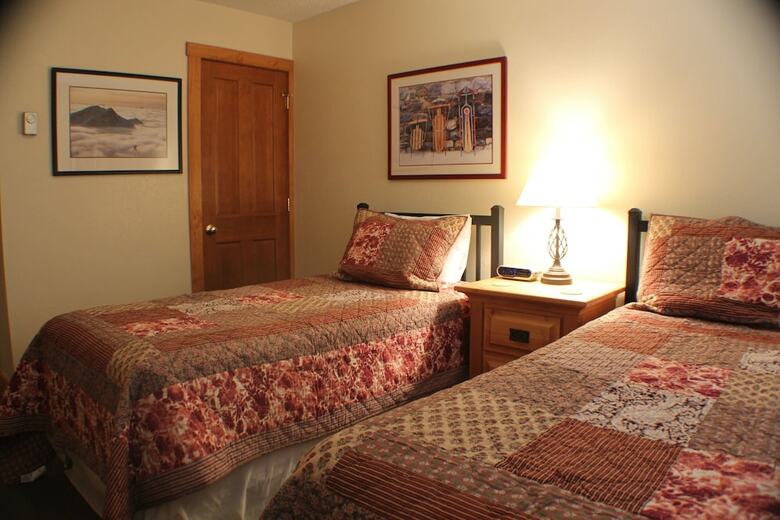 Evergreen By Crested Butte Lodging
