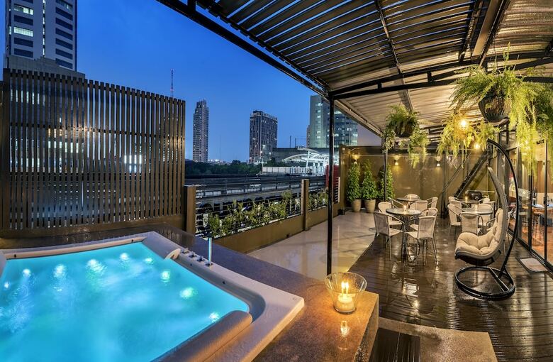 Hostal The Posh Phayathai