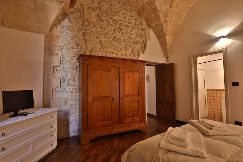 Chiesa Greca B&B Suites