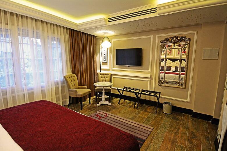 Hotel Sommelier Boutique