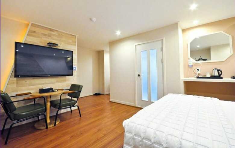 Hotel Seven Motel Songjeong