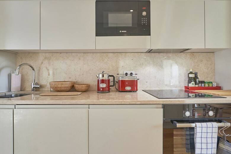 Lisbon Five Stars Apartments - Bica 246