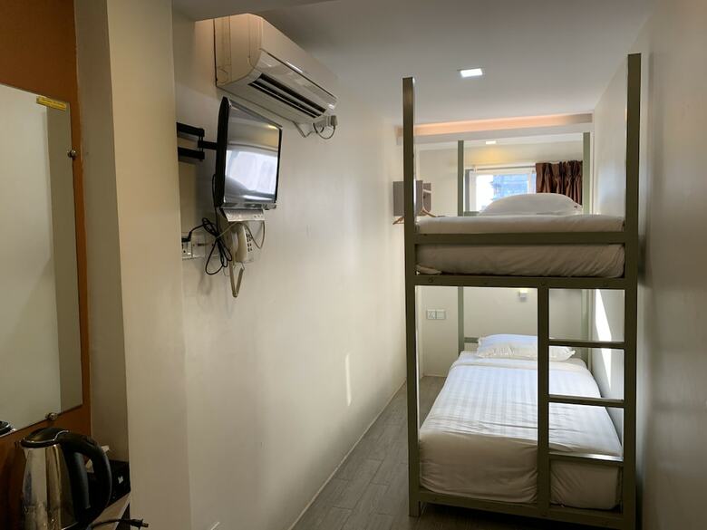Hotel The Vibe Inn