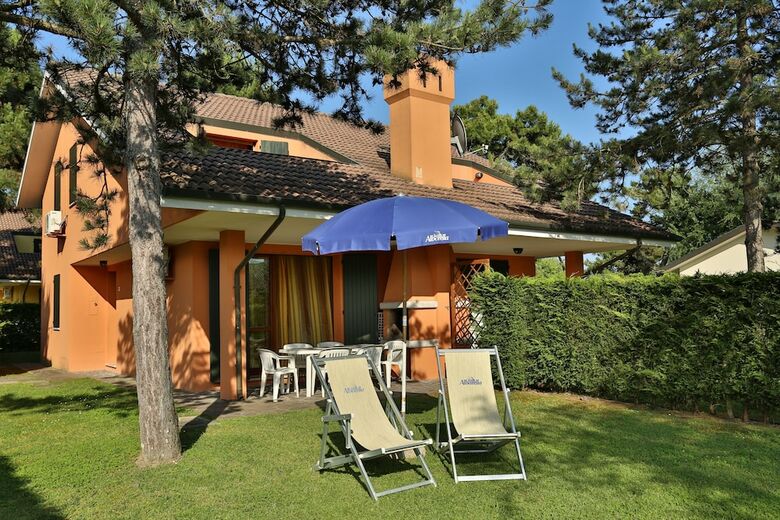 Albarella Residence