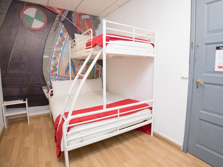 Hotel Peters Guesthouse - Al