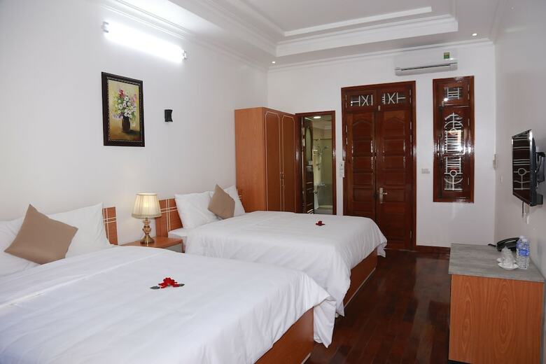 Moon & Sun Hotel