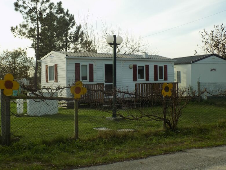 Land's Hause Bungalows
