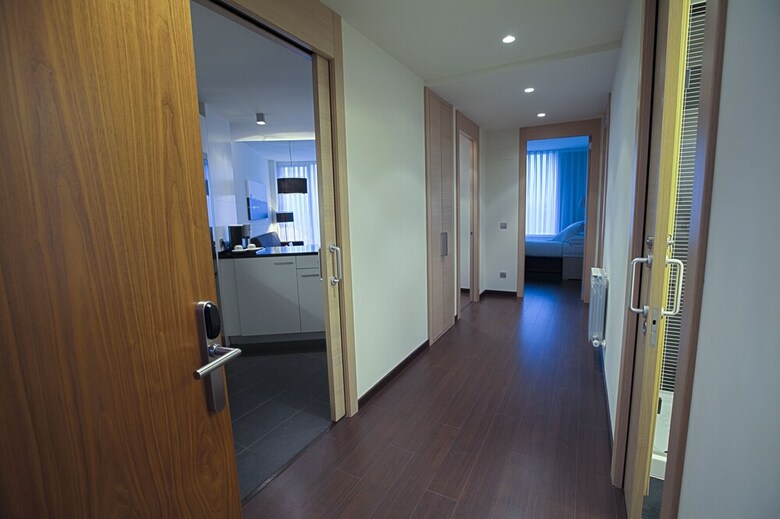 Aparthotel Apartamentos Jardines De Uleta Suites