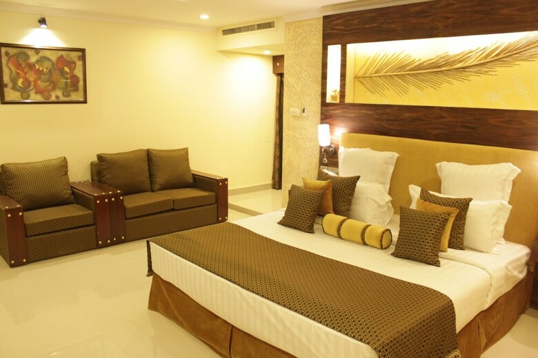 Faletti's Express Hotel