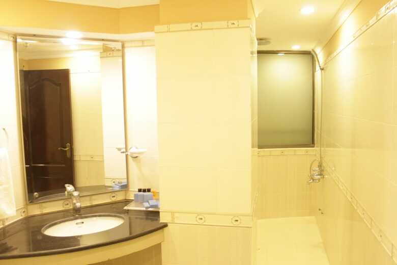 Faletti's Express Hotel