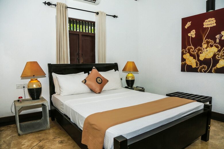 Hotel Oak Ray Elephant Lake
