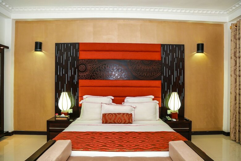 Hotel Oak Ray Elephant Lake