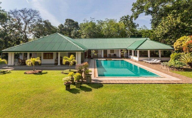 Hotel Sanctuary Lodge