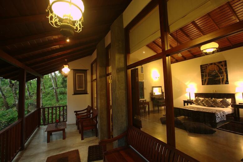 Hotel Sanctuary Lodge