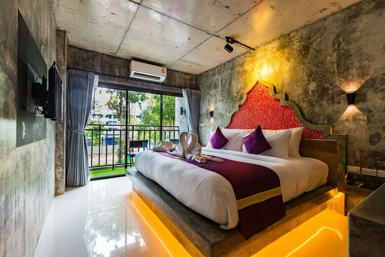 Hotel Maneetel Krabi Beachfront