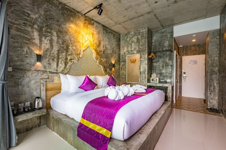 Hotel Maneetel Krabi Beachfront