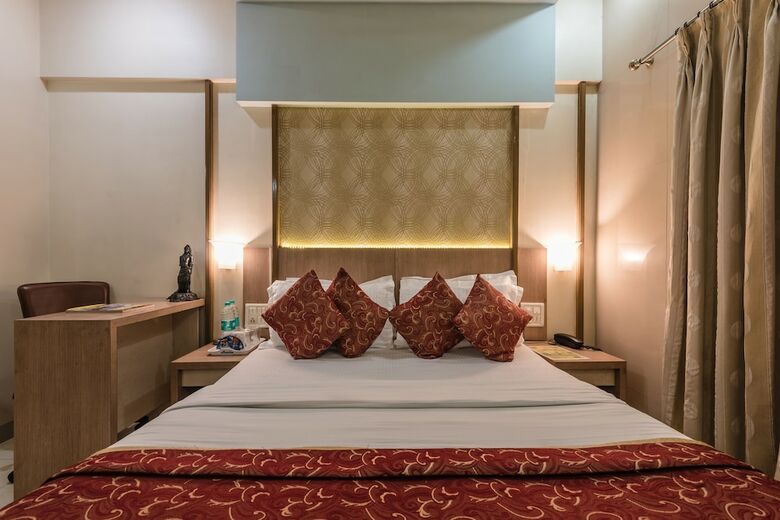 Hotel Panchratna Panvel