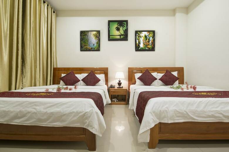 Dam Tien Hotel