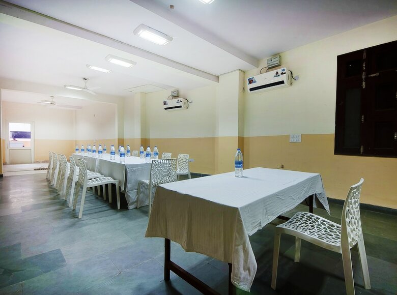 Hotel Charan Pahari