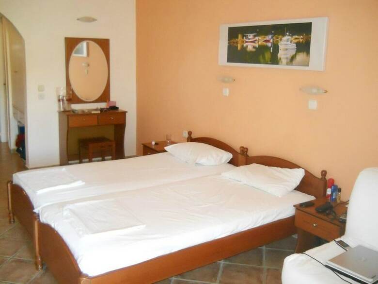Aloni Hotel