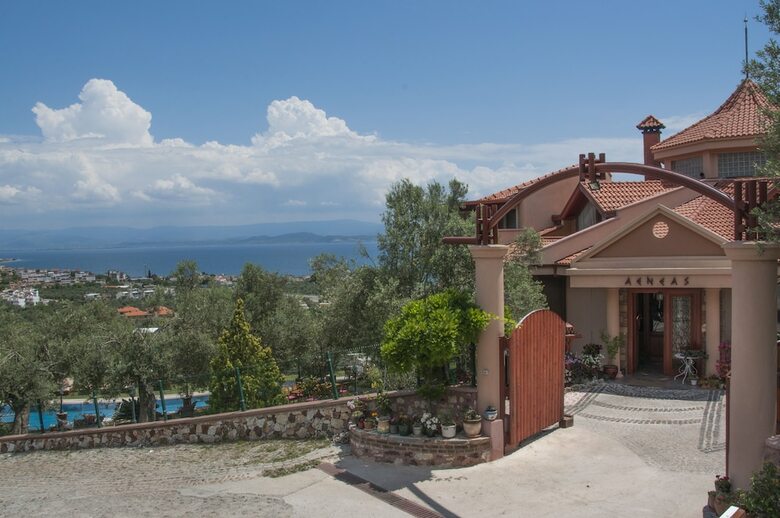 Aeneas Hotel
