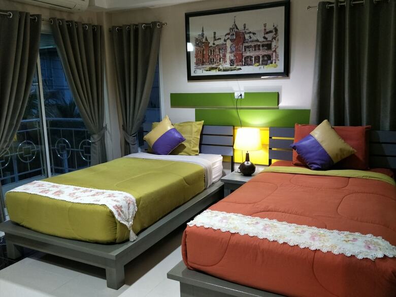 Hotel Raiwin Place