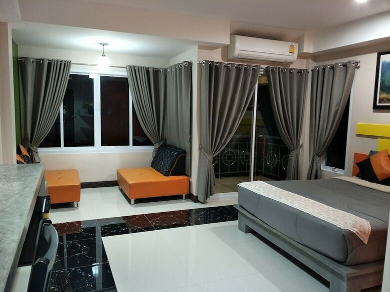 Hotel Raiwin Place