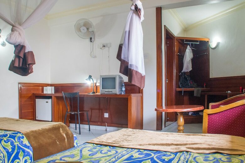 Oxford Royal Hotel