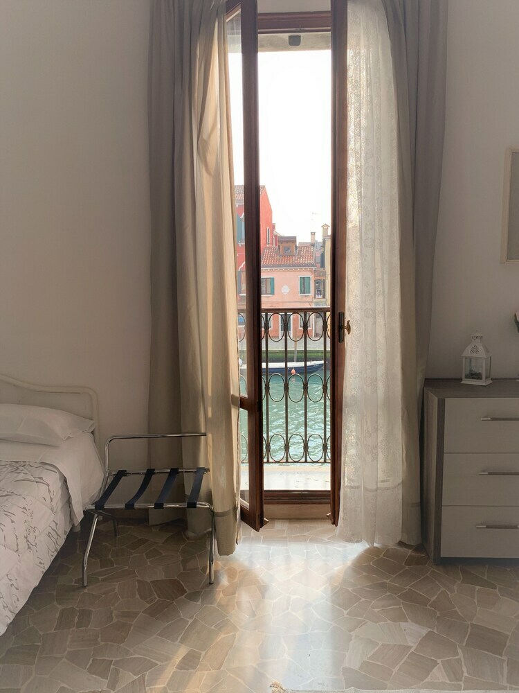 Hotel Venice My Friends Canal View