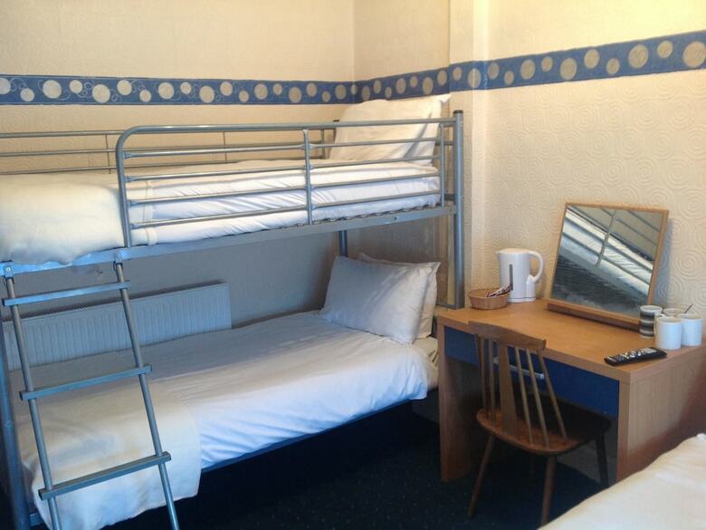 Bed & Breakfast Talbot House Hotel