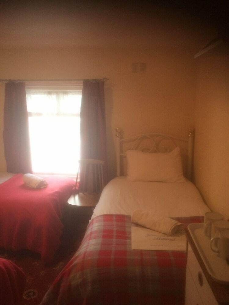 Bed & Breakfast Talbot House Hotel