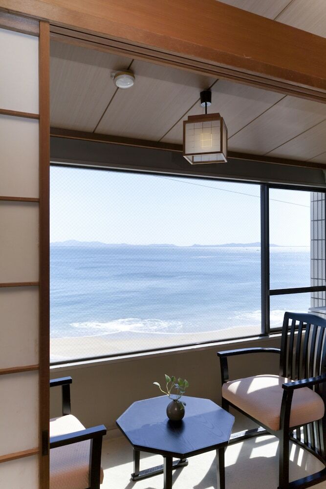 Shinojima Royal Hotel Kasuiso
