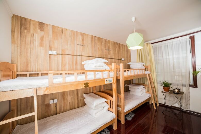 Hostal Xi'an Zhongshi Youth Hostel