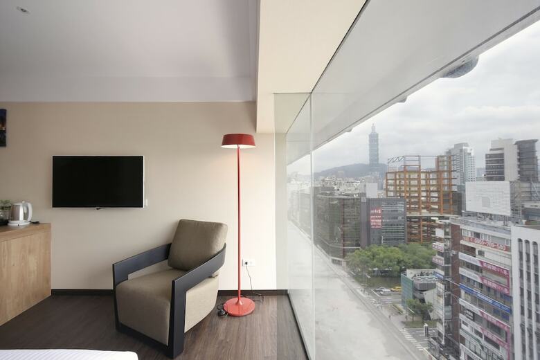 Eastin Taipei Hotel