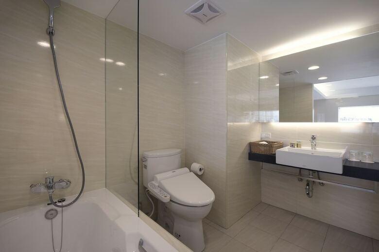 Eastin Taipei Hotel